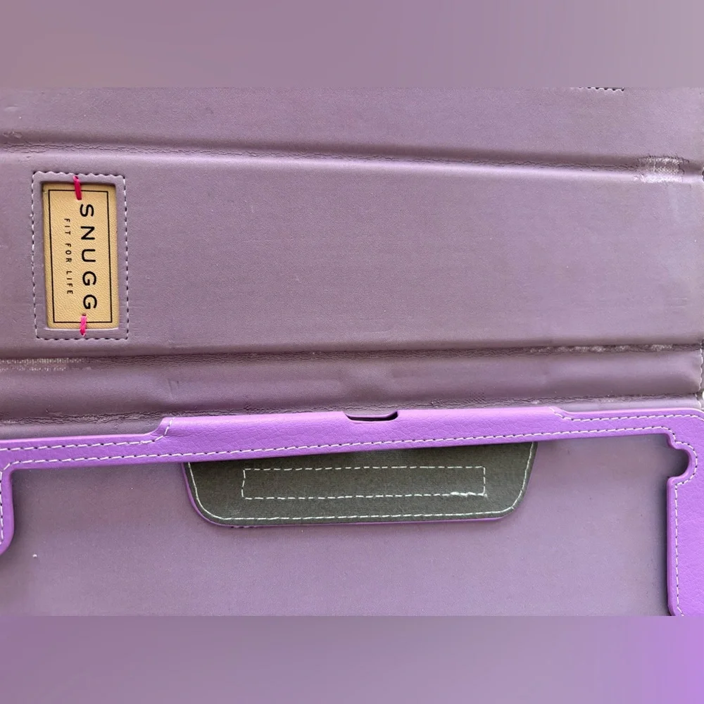 SNUGG. Leather iPad‎ case. Some wear and tear but in overall good condition.